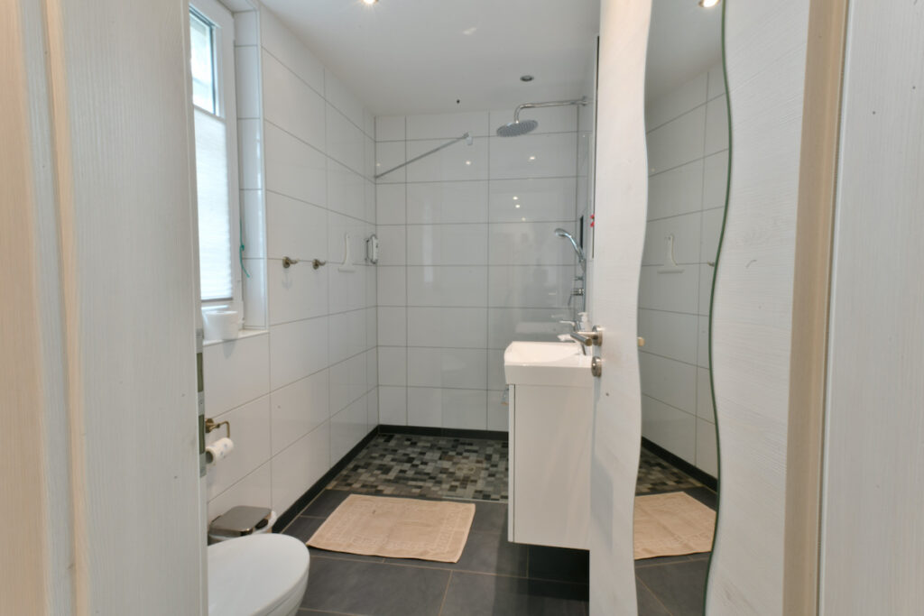 Badkamer van Parsifal met inloopdouche